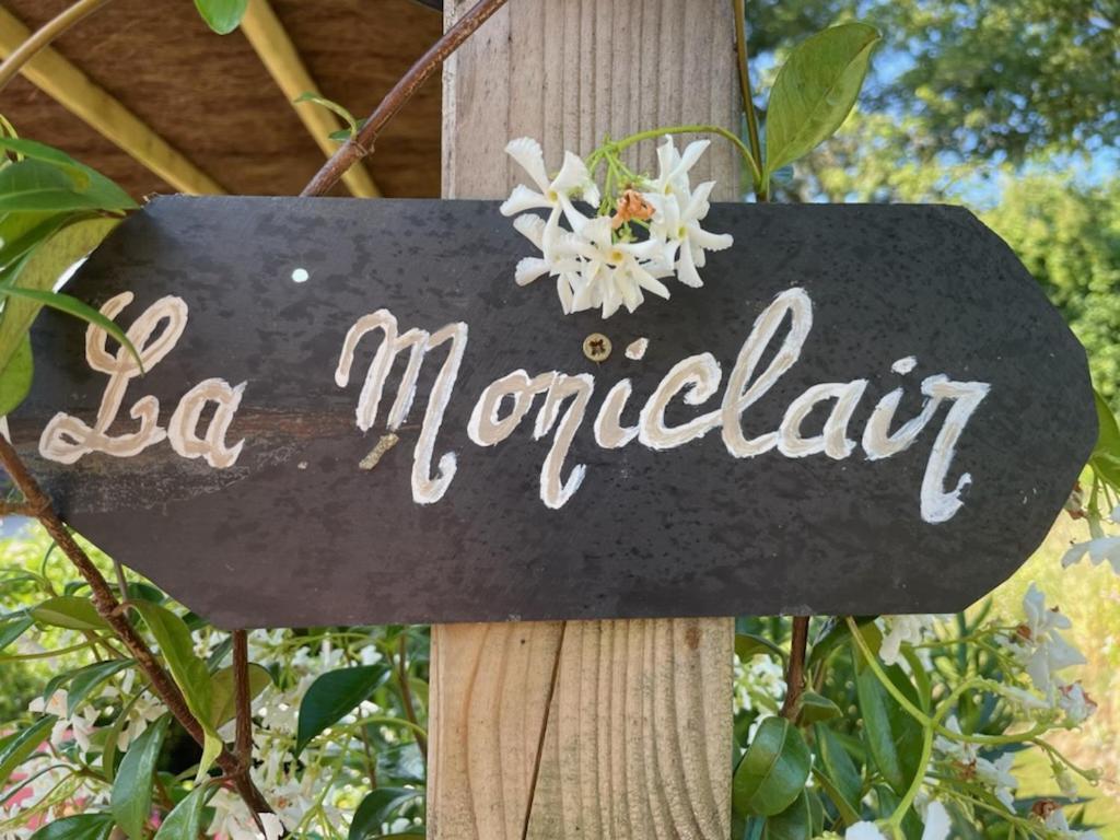 Ty Sau Hiol, La Moniclair * Peaule